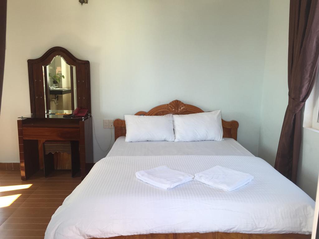 Star Binh Duong Hotel Хюе Екстер'єр фото