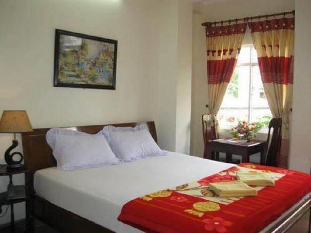 Star Binh Duong Hotel Хюе Екстер'єр фото
